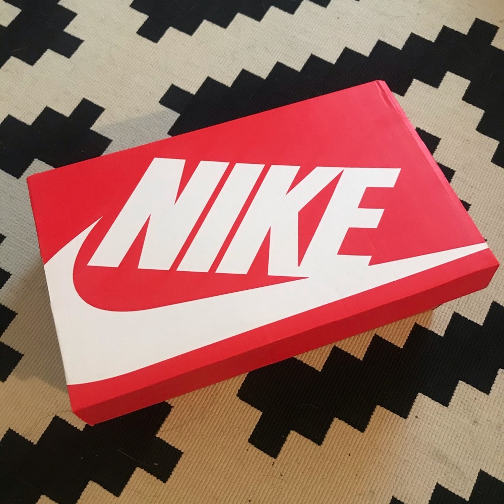 BRAND NEW NIKE TEKNO